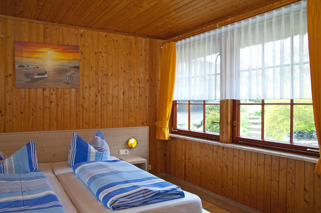 Ferien Unterm Reetdach In Gohren Otel Goehren  Dış mekan fotoğraf