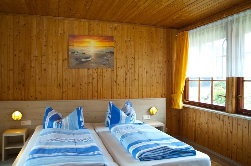 Ferien Unterm Reetdach In Gohren Otel Goehren  Dış mekan fotoğraf