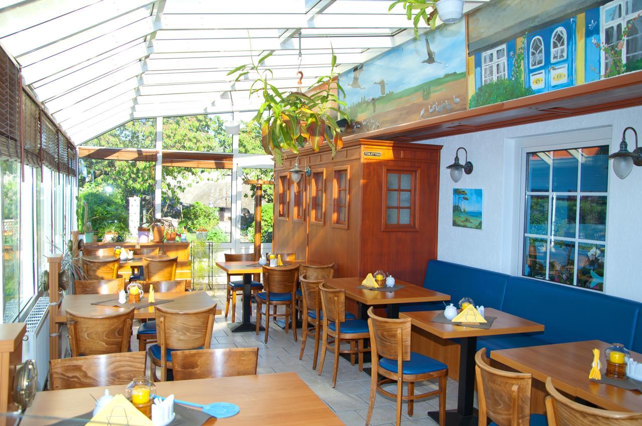 Ferien Unterm Reetdach In Gohren Otel Goehren  Dış mekan fotoğraf
